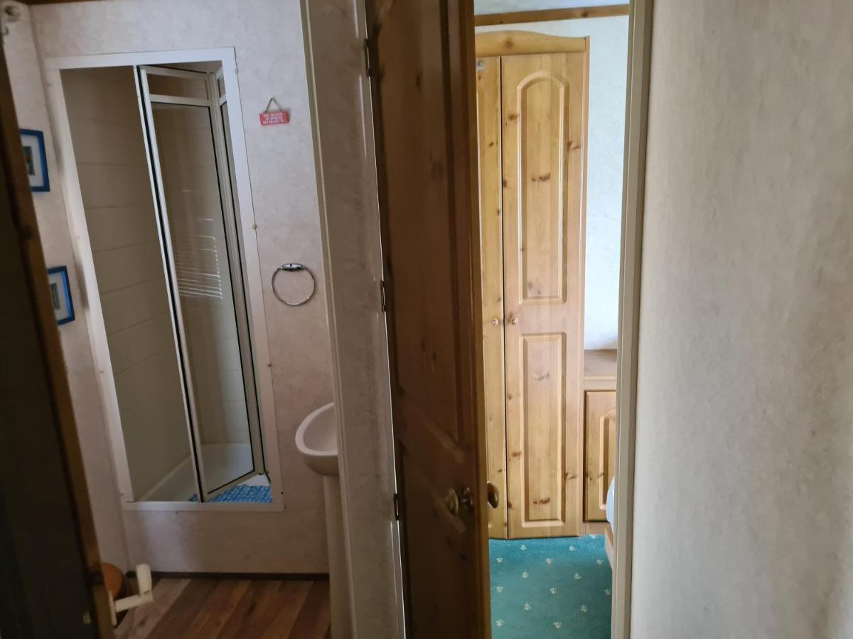 6 Berth On Golden Sands Uk Campsite *