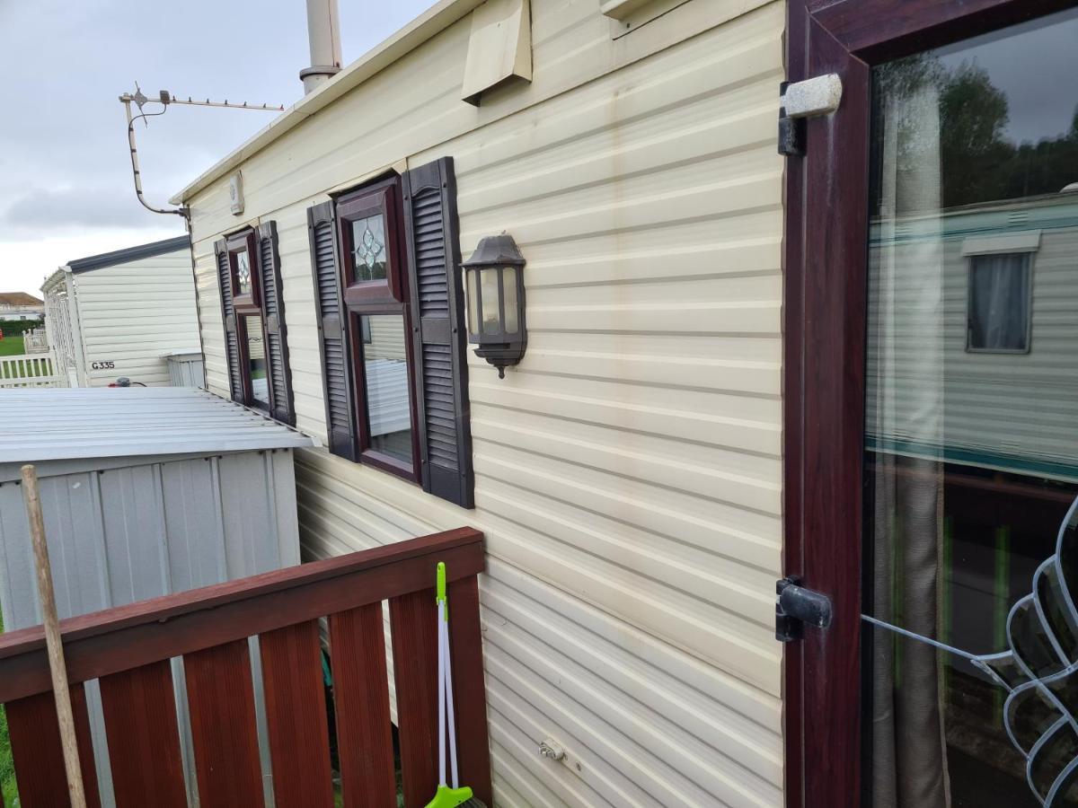 6 Berth On Golden Sands Uk Campsite *