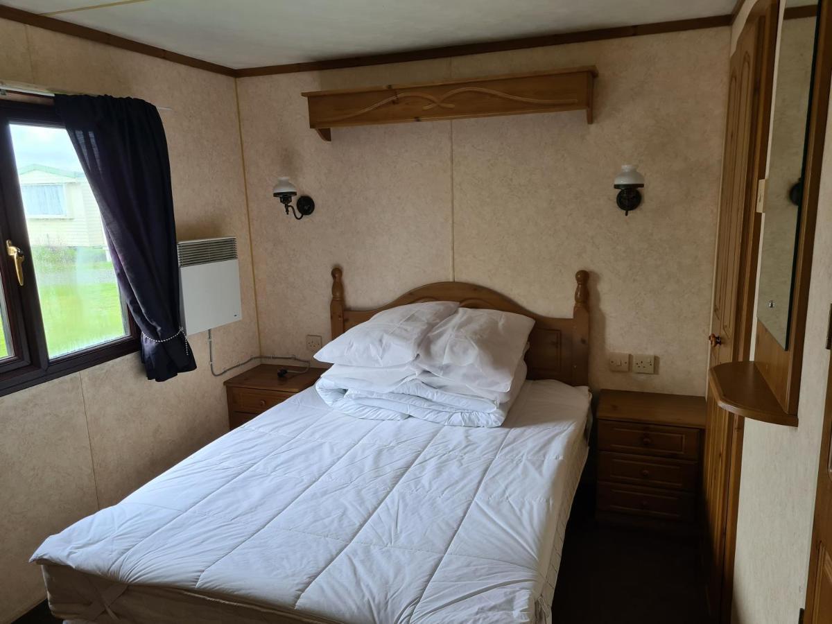Campsite 6 Berth On Golden Sands Uk