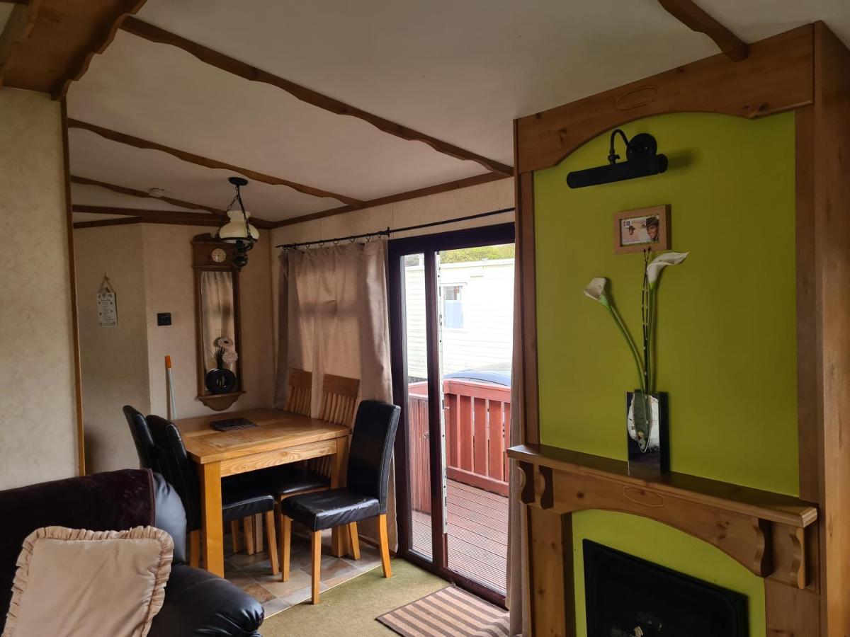 6 Berth On Golden Sands Uk Campsite *