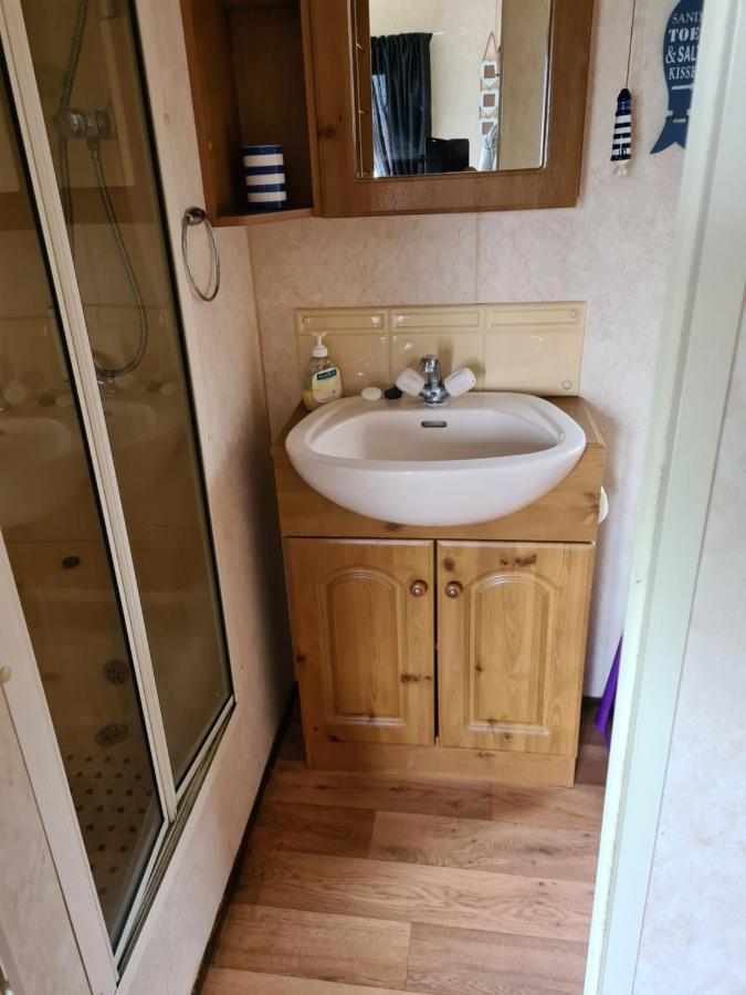Campsite 6 Berth On Golden Sands Uk